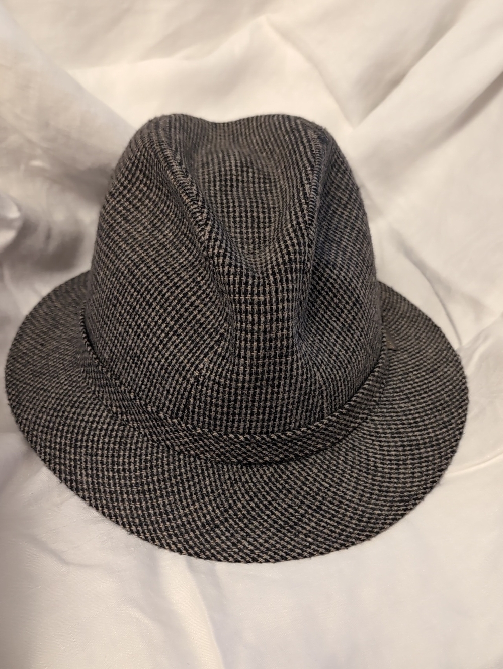 Gray Houndstooth Fedora Hat